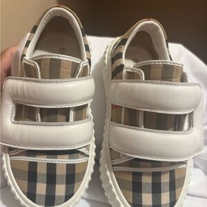 Burberry Kids Plaid Sneakers - White and Brown